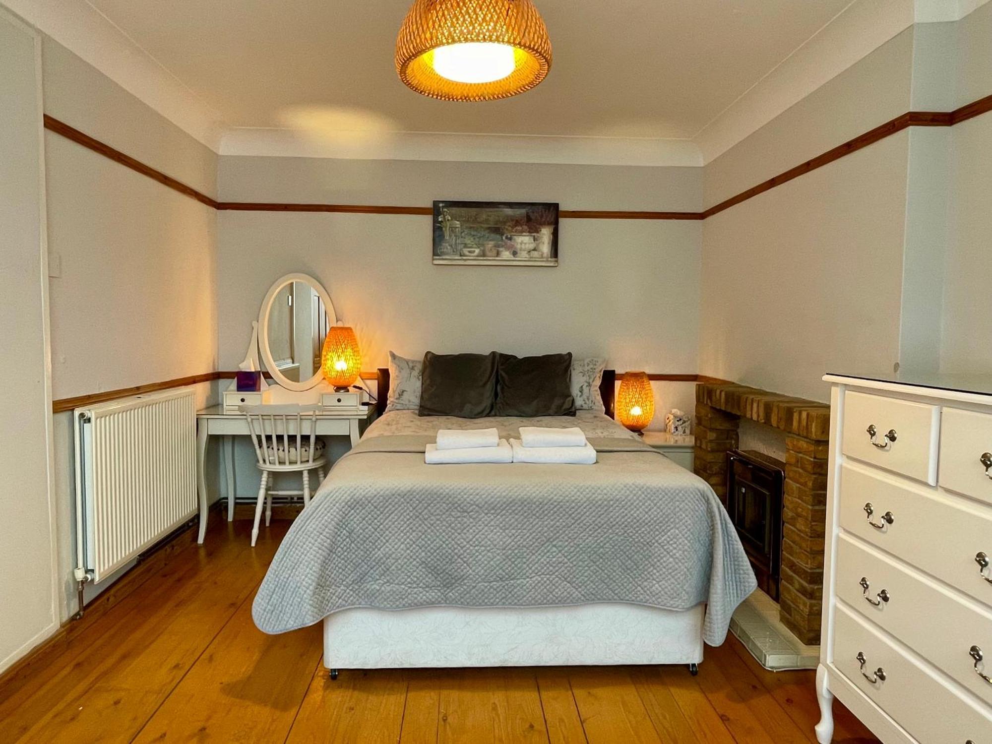 Сasa de vacaciones Somers House - Pet Friendly & Parking